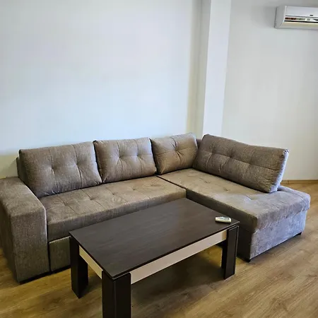 Apartment Luxor *